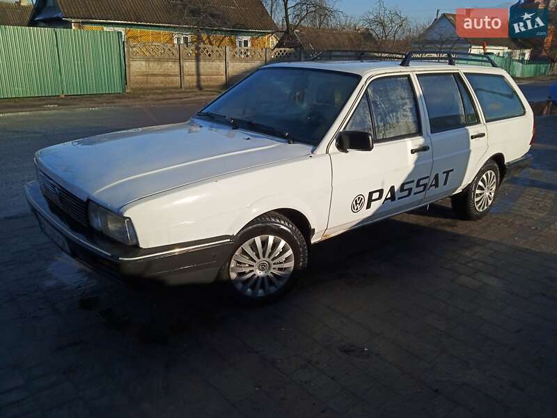 Универсал Volkswagen Passat 1986 в Березному