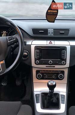 Универсал Volkswagen Passat 2010 в 