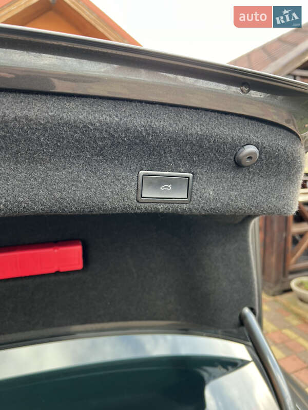 Седан Volkswagen Passat 2015 в Иршаве