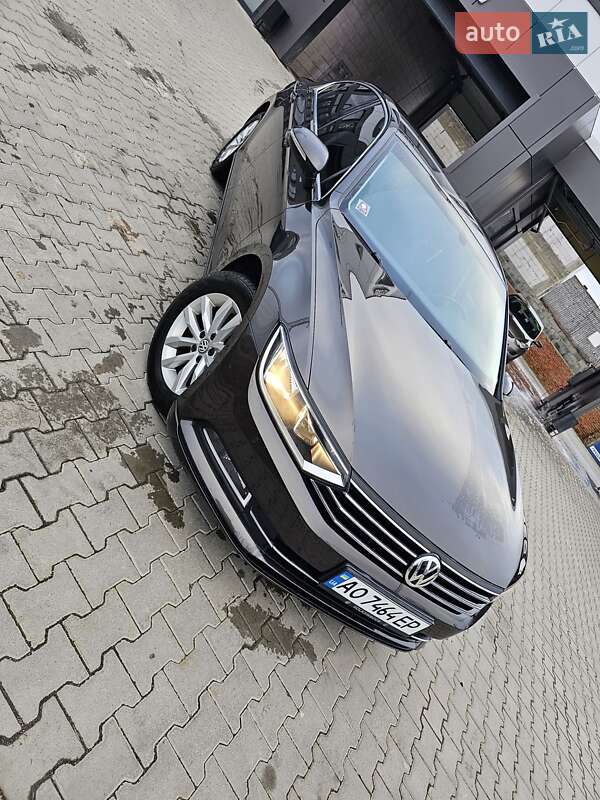 Седан Volkswagen Passat 2015 в Берегово