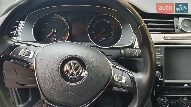 Универсал Volkswagen Passat 2017 в Самборе фото 15 Универсал Volkswagen Passat 2017 в Самборе