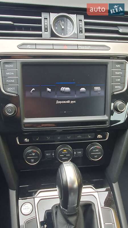 Универсал Volkswagen Passat 2017 в Самборе фото 27 Универсал Volkswagen Passat 2017 в Самборе