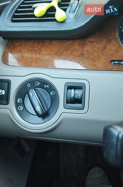 Универсал Volkswagen Passat 2006 в Коломые