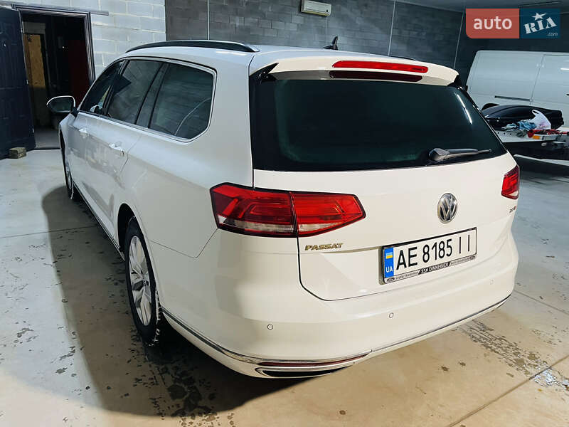 Універсал Volkswagen Passat 2017 в Кривому Розі