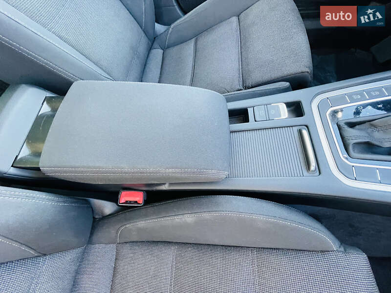 Універсал Volkswagen Passat 2017 в Кривому Розі