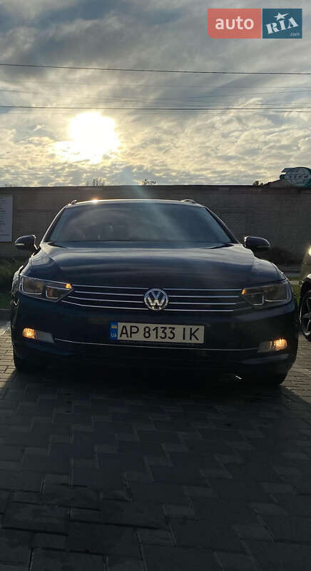 Универсал Volkswagen Passat 2017 в Запорожье