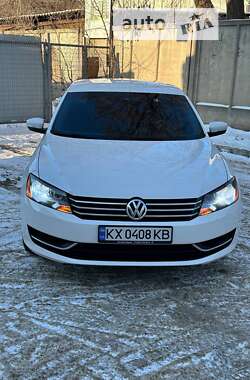 Седан Volkswagen Passat 2015 в Харкові