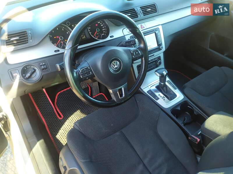 Универсал Volkswagen Passat 2010 в Лозовой фото 18 Универсал Volkswagen Passat 2010 в Лозовой