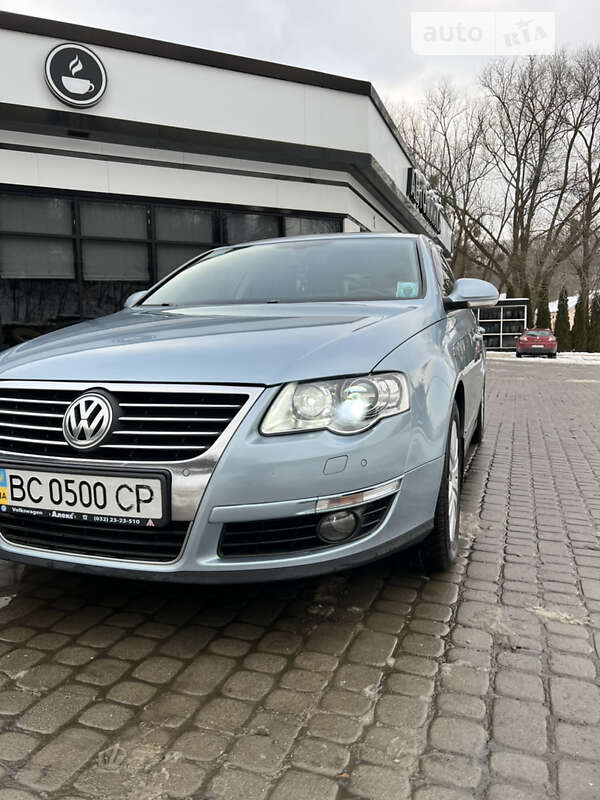 Седан Volkswagen Passat 2008 в Львове