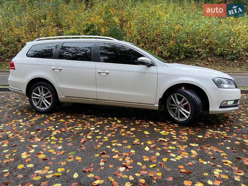 Универсал Volkswagen Passat 2011 в Львове