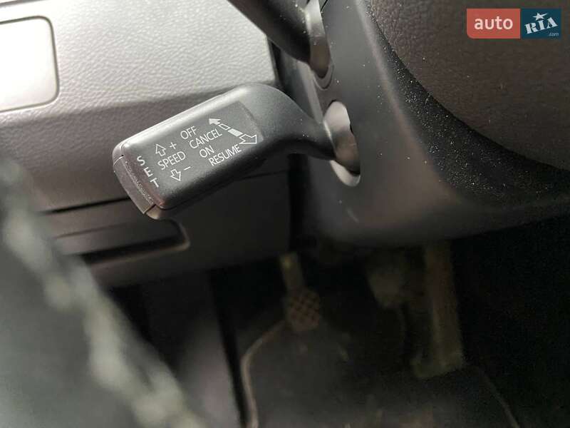 Универсал Volkswagen Passat 2011 в Львове