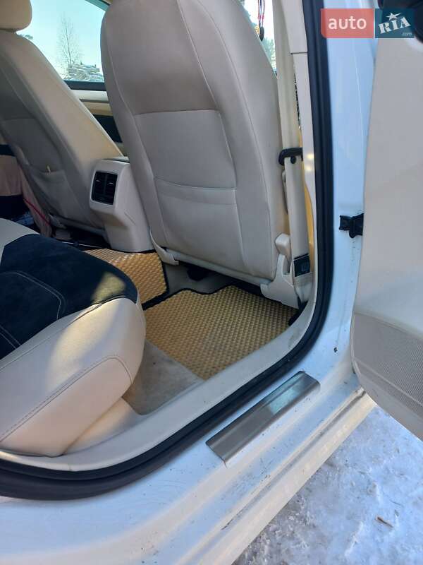 Volkswagen Passat 2012