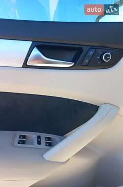 Седан Volkswagen Passat 2012 в Києві