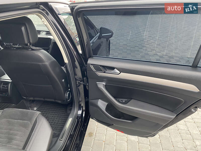 Універсал Volkswagen Passat 2017 в Кропивницькому