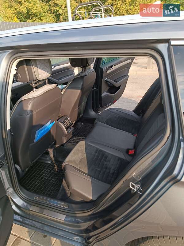 Універсал Volkswagen Passat 2017 в Харкові