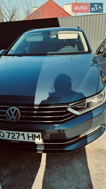 Універсал Volkswagen Passat 2015 в Ужгороді