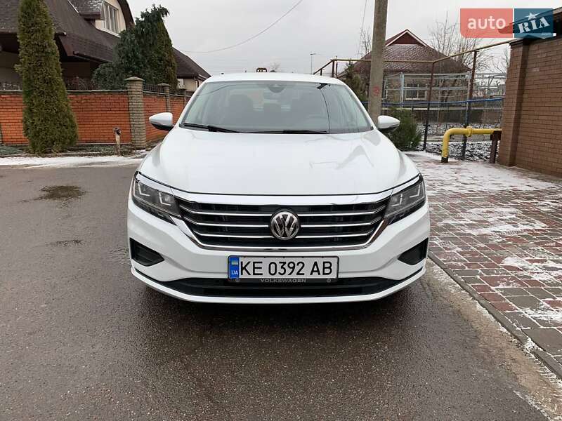 Седан Volkswagen Passat 2020 в Кривому Розі