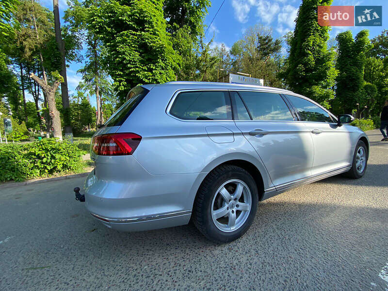 Універсал Volkswagen Passat 2016 в Чернівцях
