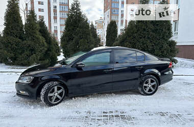 Седан Volkswagen Passat 2011 в Івано-Франківську