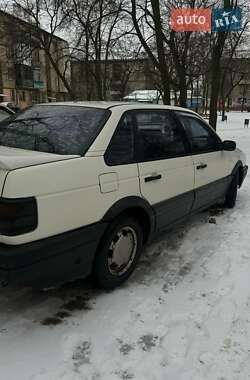 Седан Volkswagen Passat 1991 в Харькове