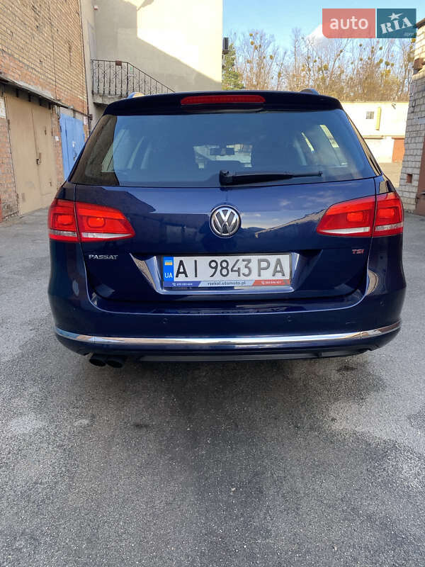 Универсал Volkswagen Passat 2012 в Киеве
