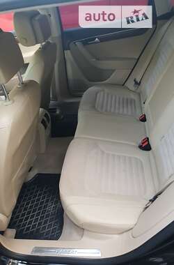 Універсал Volkswagen Passat 2013 в  фото 7 Універсал Volkswagen Passat 2013 в