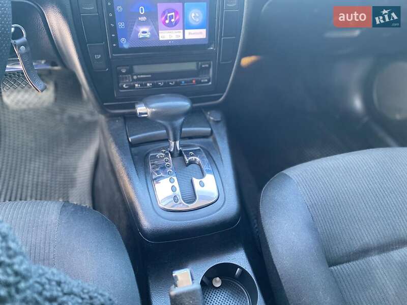 Універсал Volkswagen Passat 2004 в Надвірній