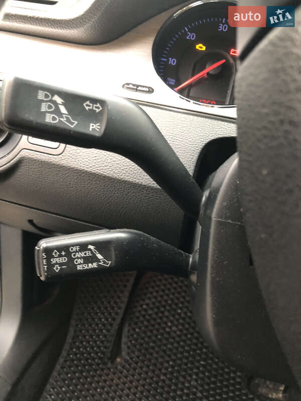 Седан Volkswagen Passat 2008 в Києві