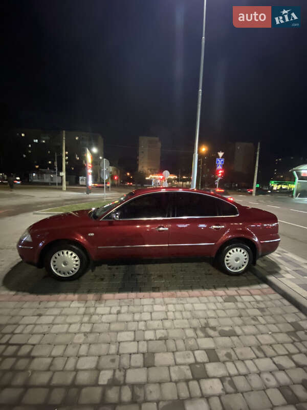 Седан Volkswagen Passat 2001 в Ивано-Франковске