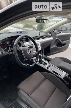 Универсал Volkswagen Passat 2015 в Полтаве