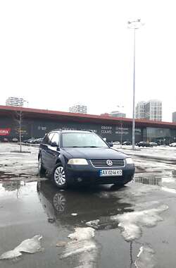 Універсал Volkswagen Passat 2002 в Києві