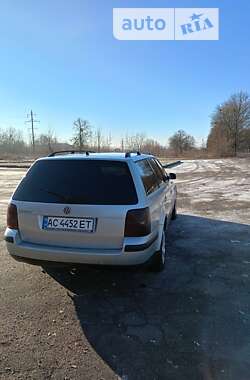 Универсал Volkswagen Passat 2003 в Владимир-Волынском