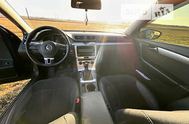 Седан Volkswagen Passat 2012 в Кривом Озере