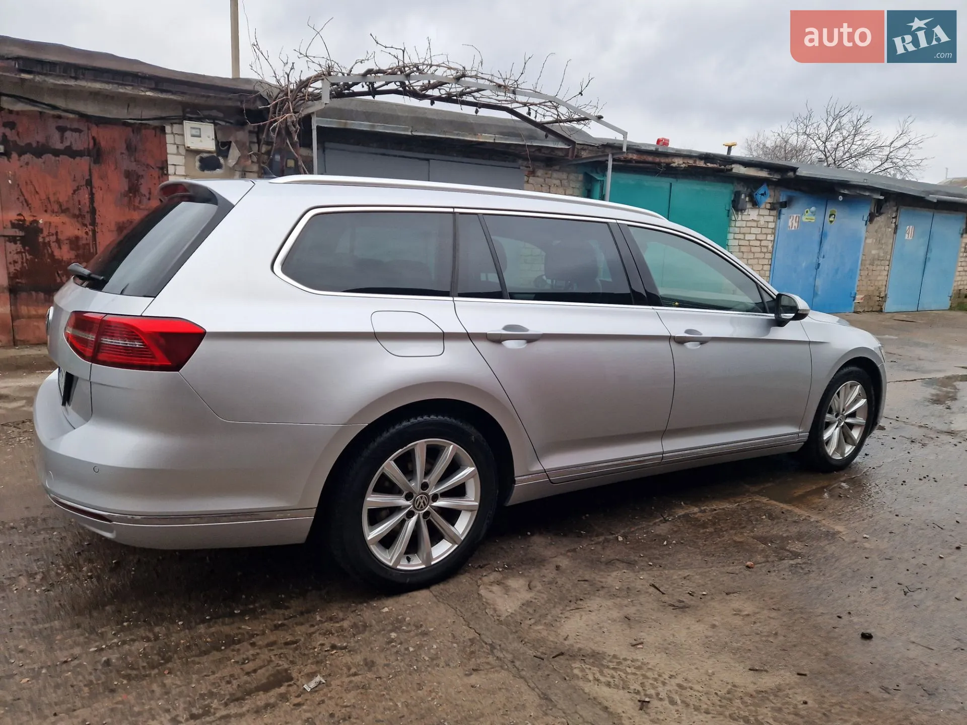 Volkswagen Passat 2018 VIN WVWZZZ3CZJE234570 фото оголошення 28 з 61