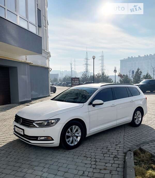 Універсал Volkswagen Passat 2015 в Івано-Франківську
