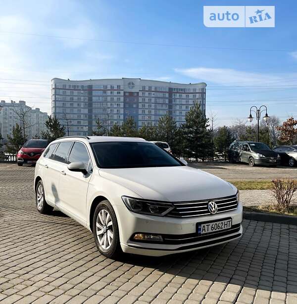 Універсал Volkswagen Passat 2015 в Івано-Франківську