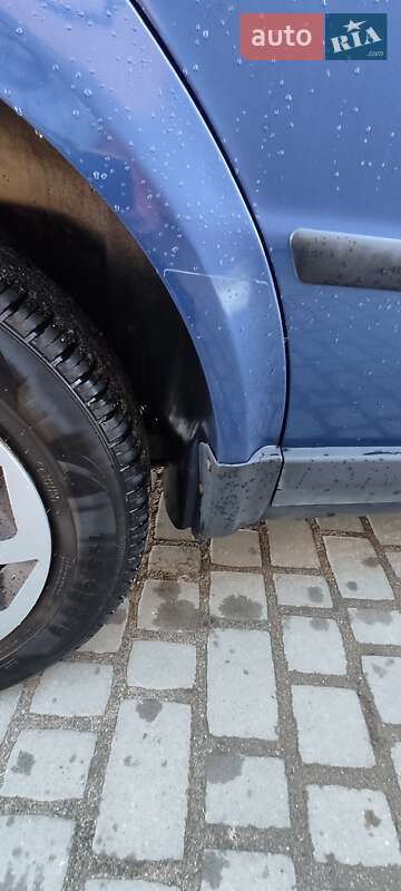 Седан Volkswagen Passat 1998 в Рожнятові