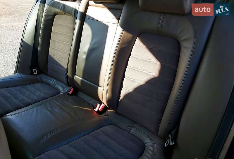 Седан Volkswagen Passat 2006 в Марганці