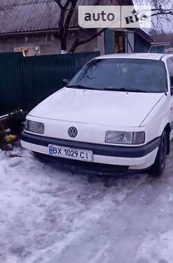 Седан Volkswagen Passat 1992 в Хмельницькому