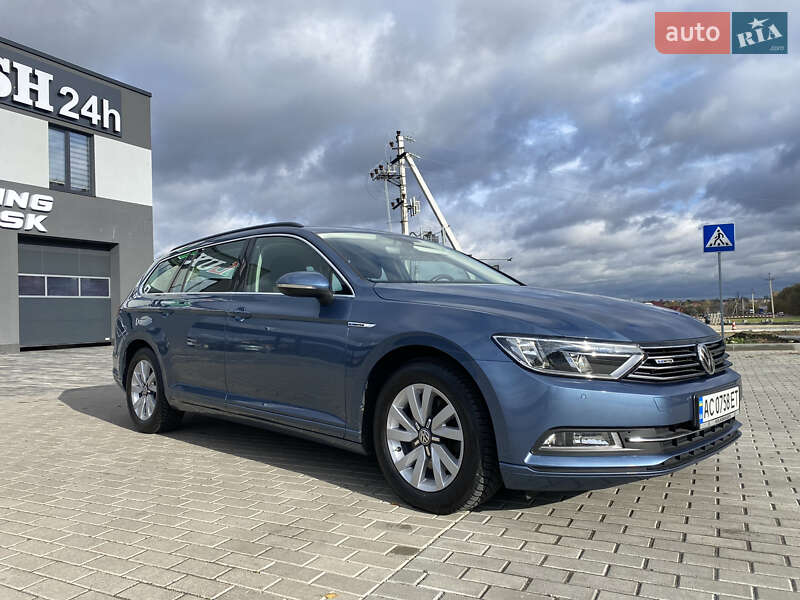 Універсал Volkswagen Passat 2016 в Луцьку