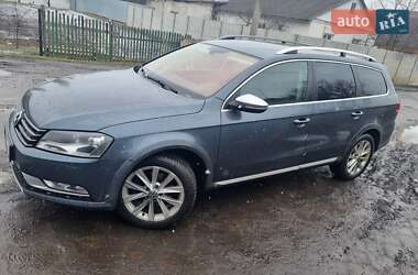 Универсал Volkswagen Passat 2012 в 