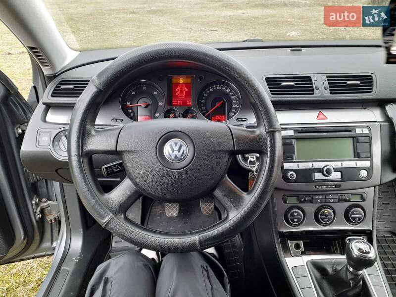 Универсал Volkswagen Passat 2008 в Сарнах