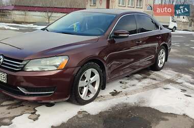 Седан Volkswagen Passat 2012 в Звягелі