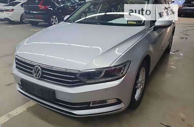 Volkswagen Passat 2019