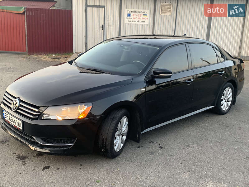 Седан Volkswagen Passat 2013 в Николаеве