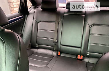 Седан Volkswagen Passat 2016 в 