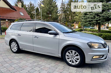 Универсал Volkswagen Passat 2012 в Стрые