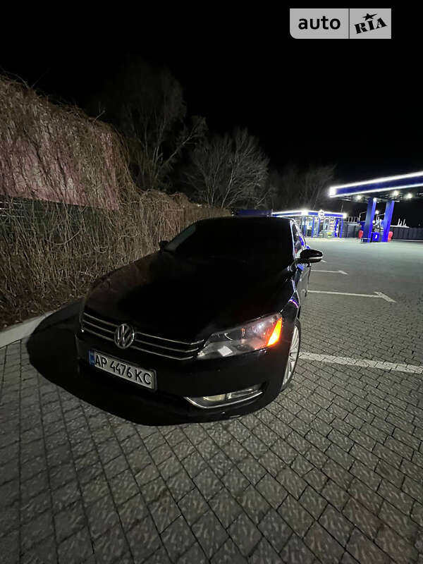 Седан Volkswagen Passat 2013 в Запоріжжі