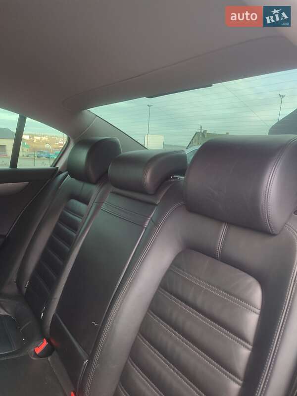 Седан Volkswagen Passat 2011 в Каменец-Подольском