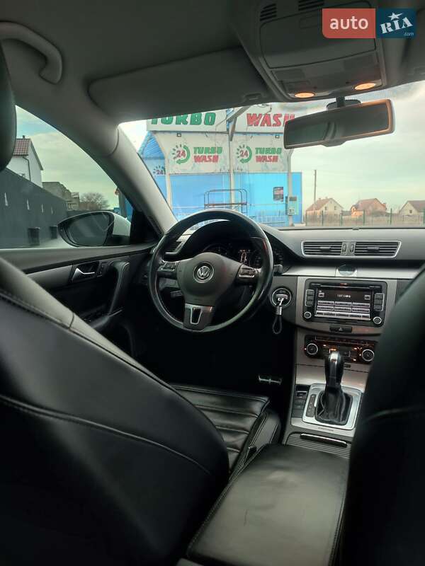Седан Volkswagen Passat 2011 в Каменец-Подольском